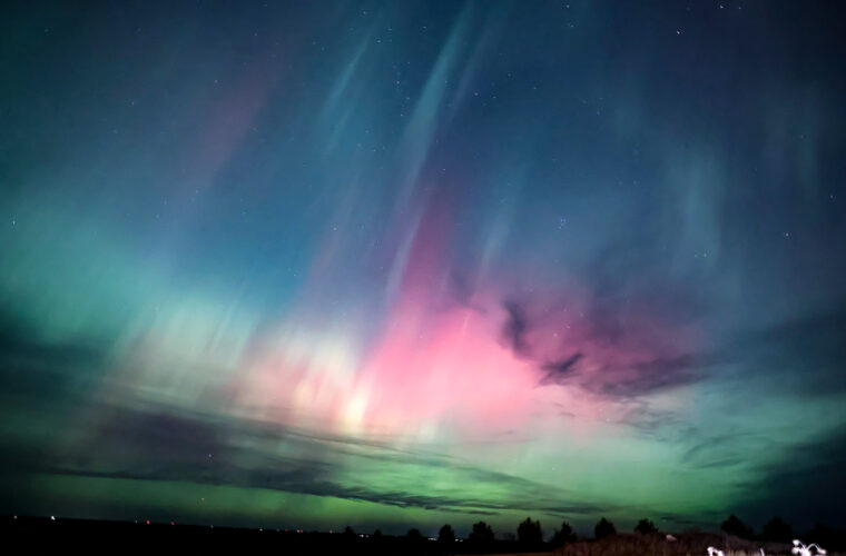 Northern Lights dazzle night sky